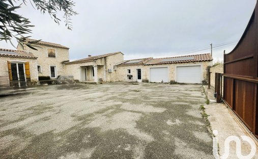 Castle for Sale in Saint-Laurent-des-Arbres, Occitanie, France