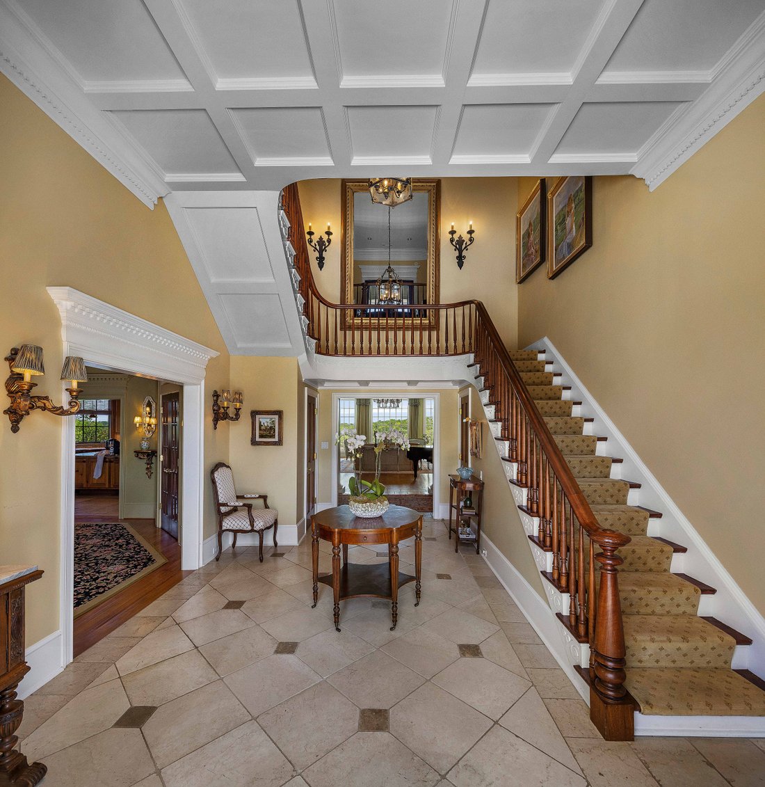 Knoxville, Tennessee, United States 3 - 15621418