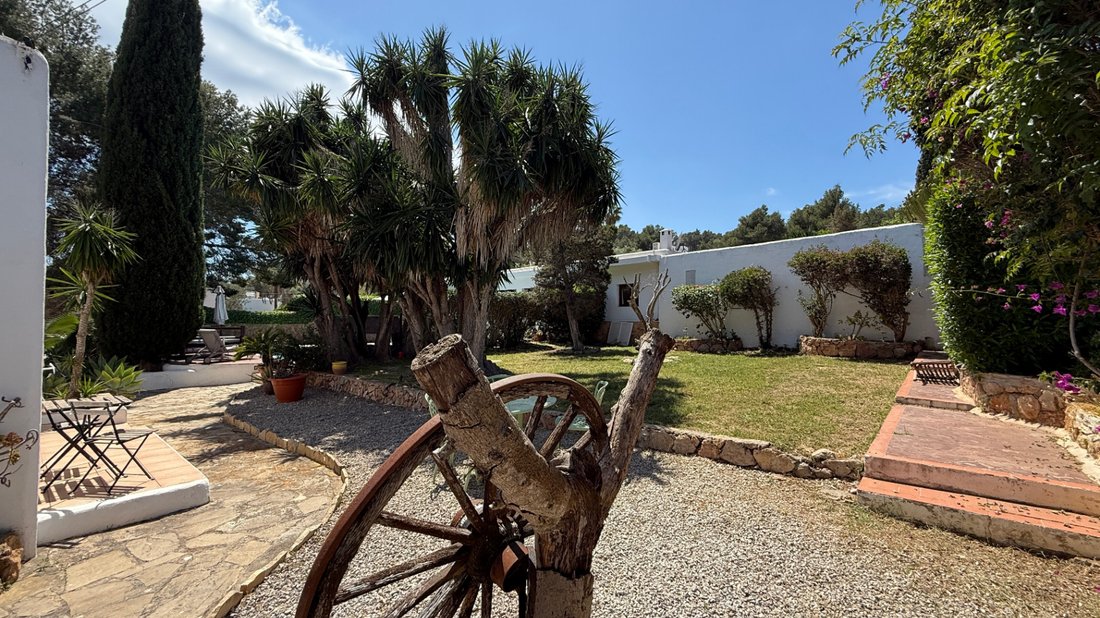Villa in Sant Antoni de Portmany, Balearic Islands, Spain 3 - 15618620
