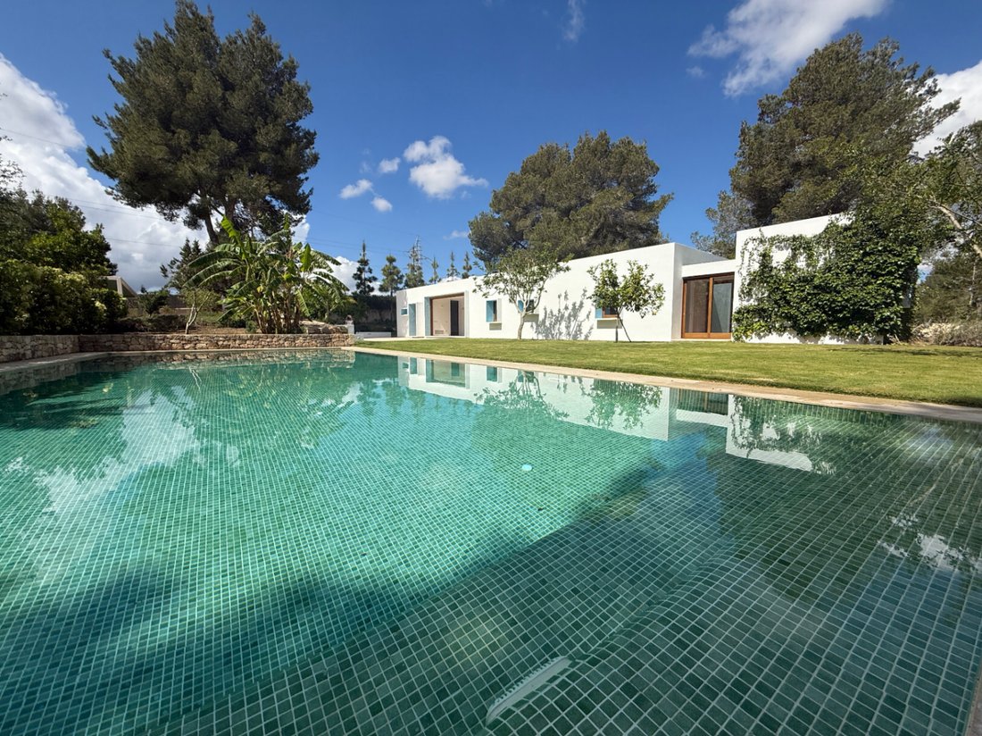 Villa in Santa Gertrudis de Fruitera, Santa Eularia des Riu, Balearic Islands 1 - 15618631