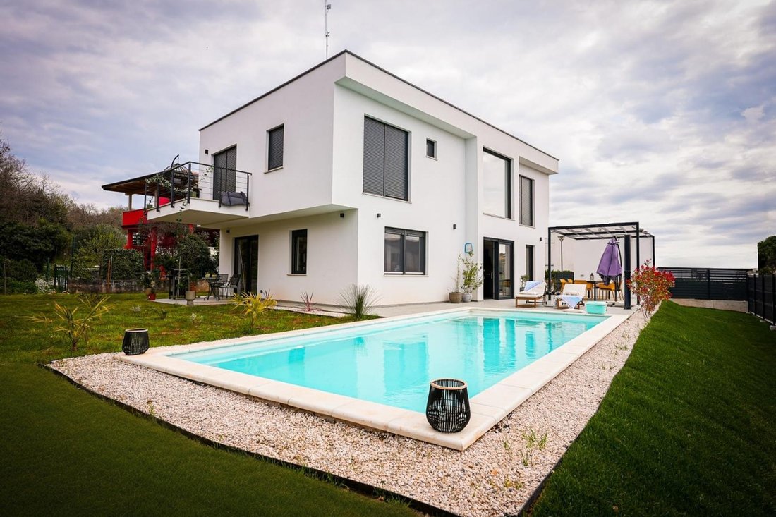 Villa à Umag, Istrie, Croatie 1 - 13809154