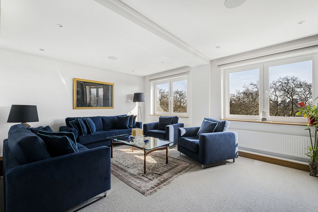Apartment in Mayfair, Westminster, England 3 - 15620128
