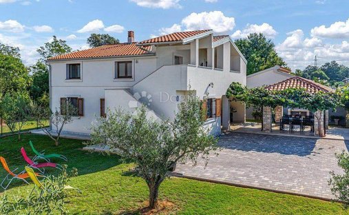 House in Medulin, Istria County, Croatia 1