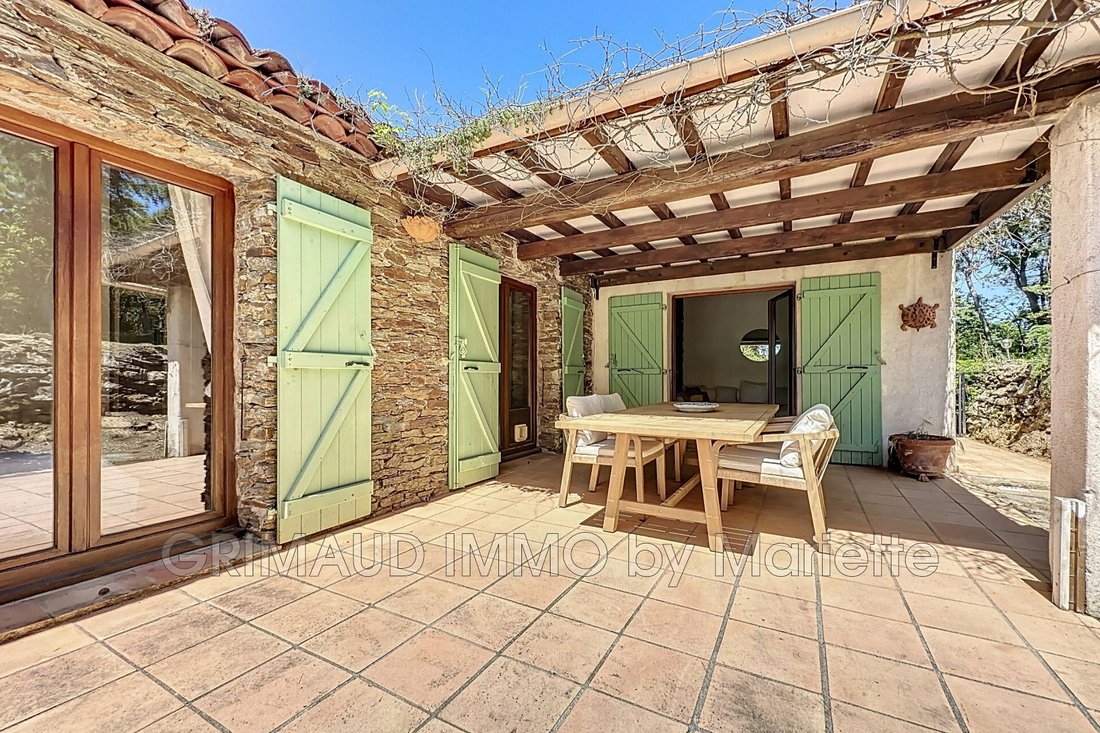 Villa in La Garde-Freinet, Provence-Alpes-Côte d'Azur, France 2 - 15084698