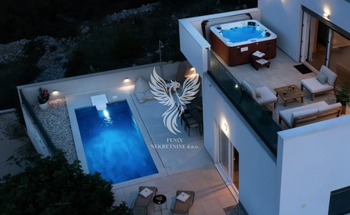 House in Murter, Sibenik-Knin County, Croatia 1