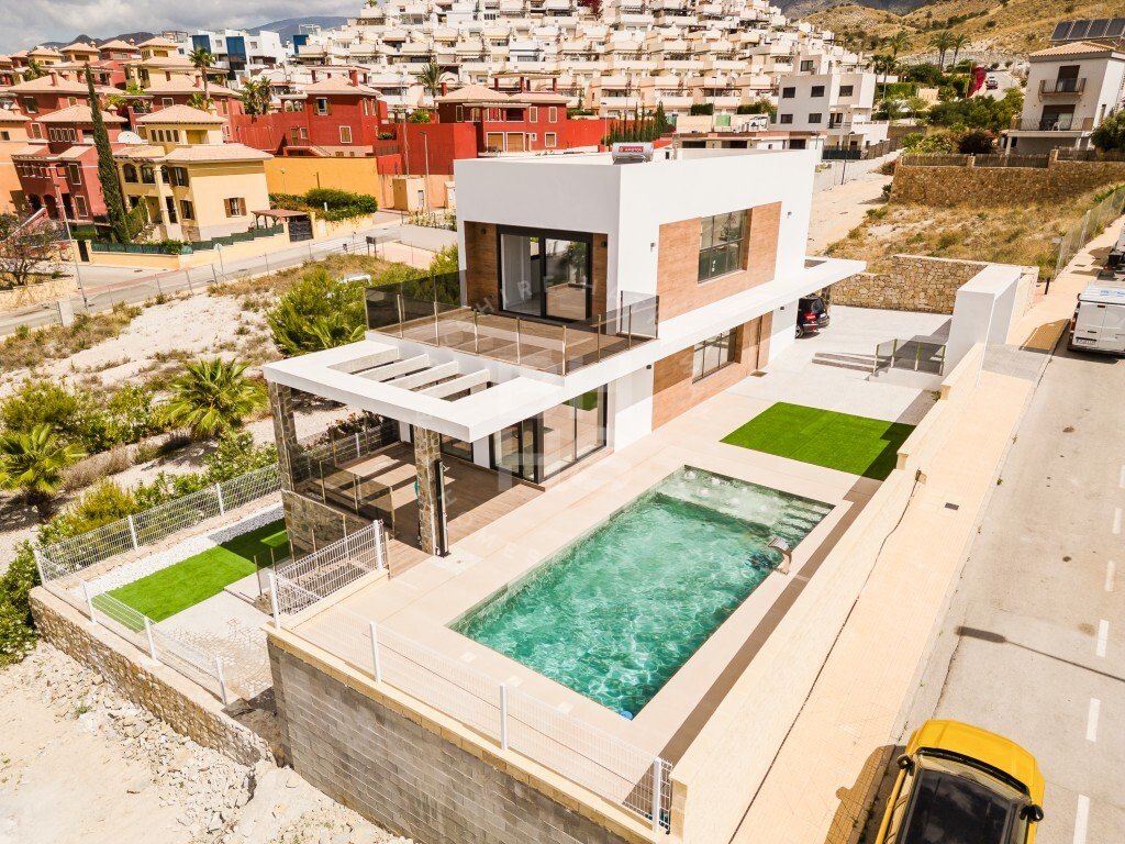 Villa in Finestrat, Valencian Community, Spain 1 - 15619992