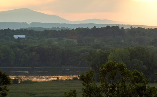 Land in Hudson, New York, United States 1