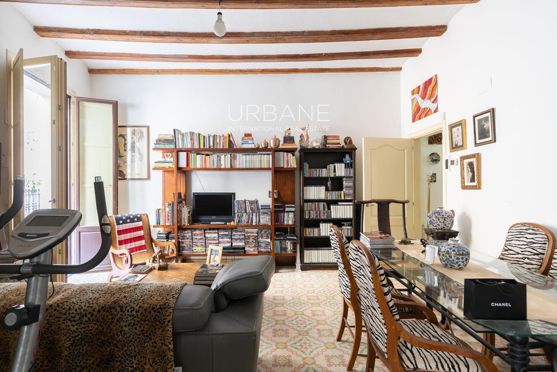 Apartment in Ciutat Vella, Barcelona, Spain 2 - 15621073