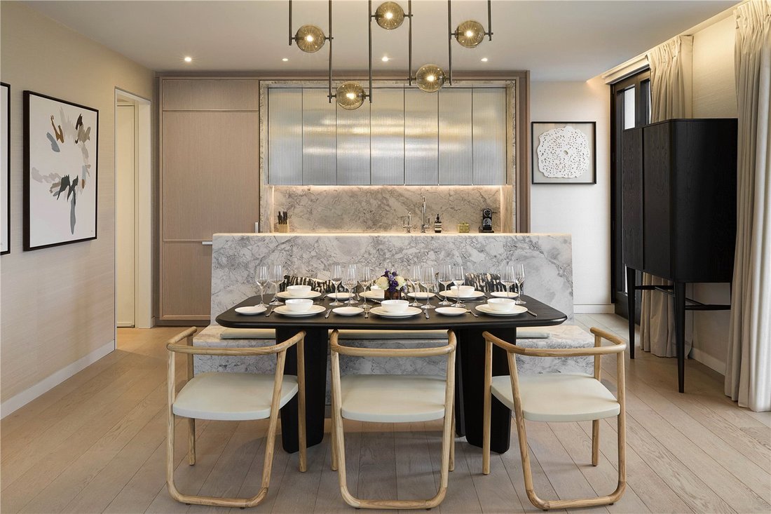 Apartment in Mayfair, Westminster, England 3 - 15618855