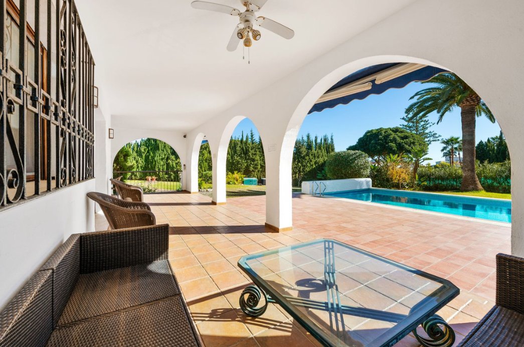 Villa in Marbella, Andalusia, Spain 3 - 15621178