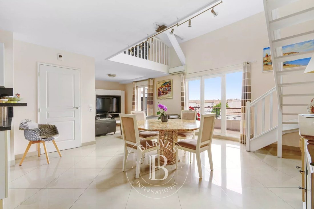 Apartment in Nartelle-Noyer-Bellevue-bd des Sardinaux, Sainte-Maxime, France 2 - 15618745