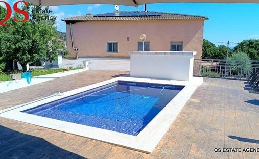 Villa in Riudarenes, Catalonia, Spain 1