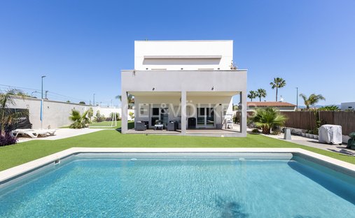 Townhouse in Riba-roja de Turia, Valencian Community, Spain 1