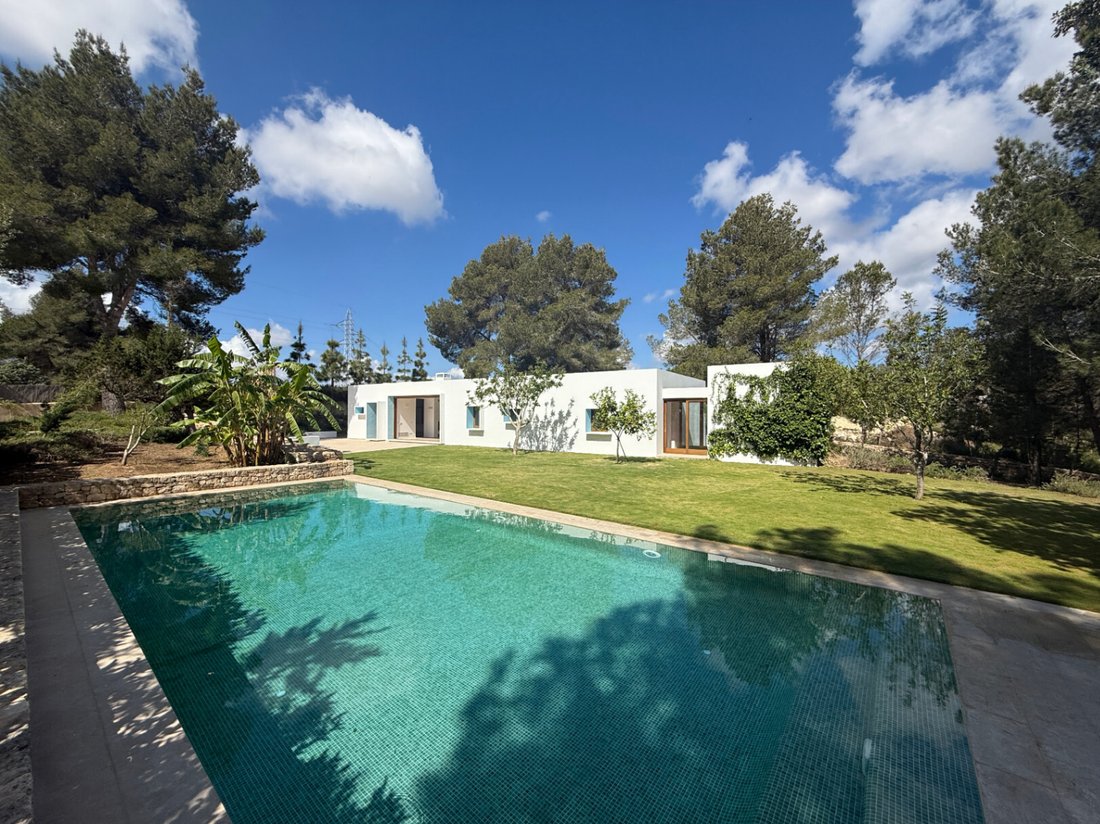 Villa in Santa Gertrudis de Fruitera, Santa Eularia des Riu, Balearic Islands 4 - 15618631
