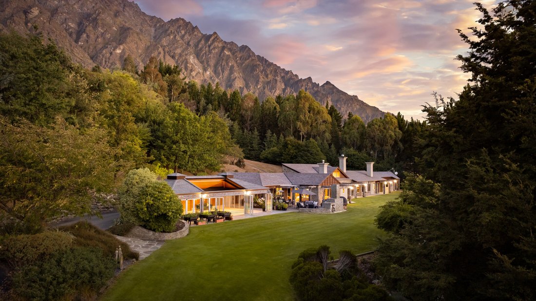 House in Queenstown, Otago, New Zealand 1 - 15620652
