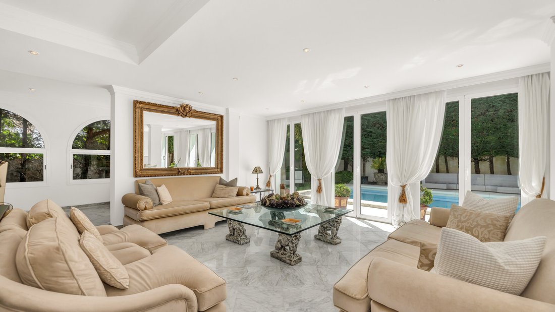 Villa in Marbella, Andalusia, Spain 4 - 15619730
