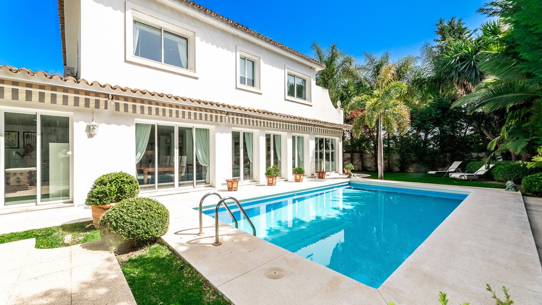 Villa in Marbella, Andalusia, Spain 2 - 15619730