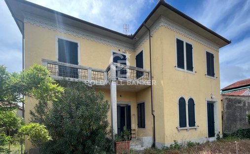 Villa in Lido di Camaiore, Camaiore, Tuscany 1