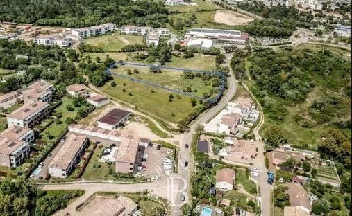 Terreno en Porto-Vecchio, Córcega, Francia 1