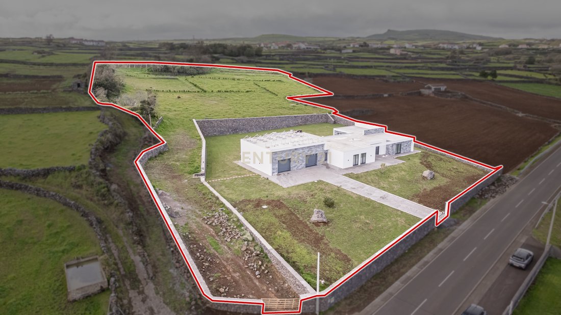 Villa in Porto Judeu, Azores, Portugal 3 - 15620950