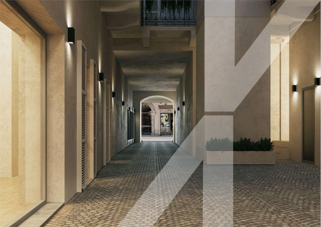 Apartment in Historic Center, Como, Lombardy 5 - 15619605