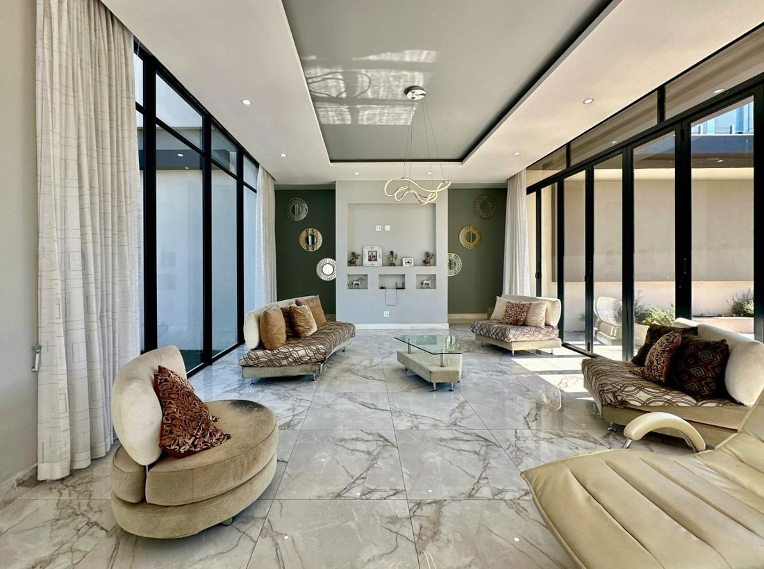 House in Midrand, Gauteng, South Africa 4 - 15618759