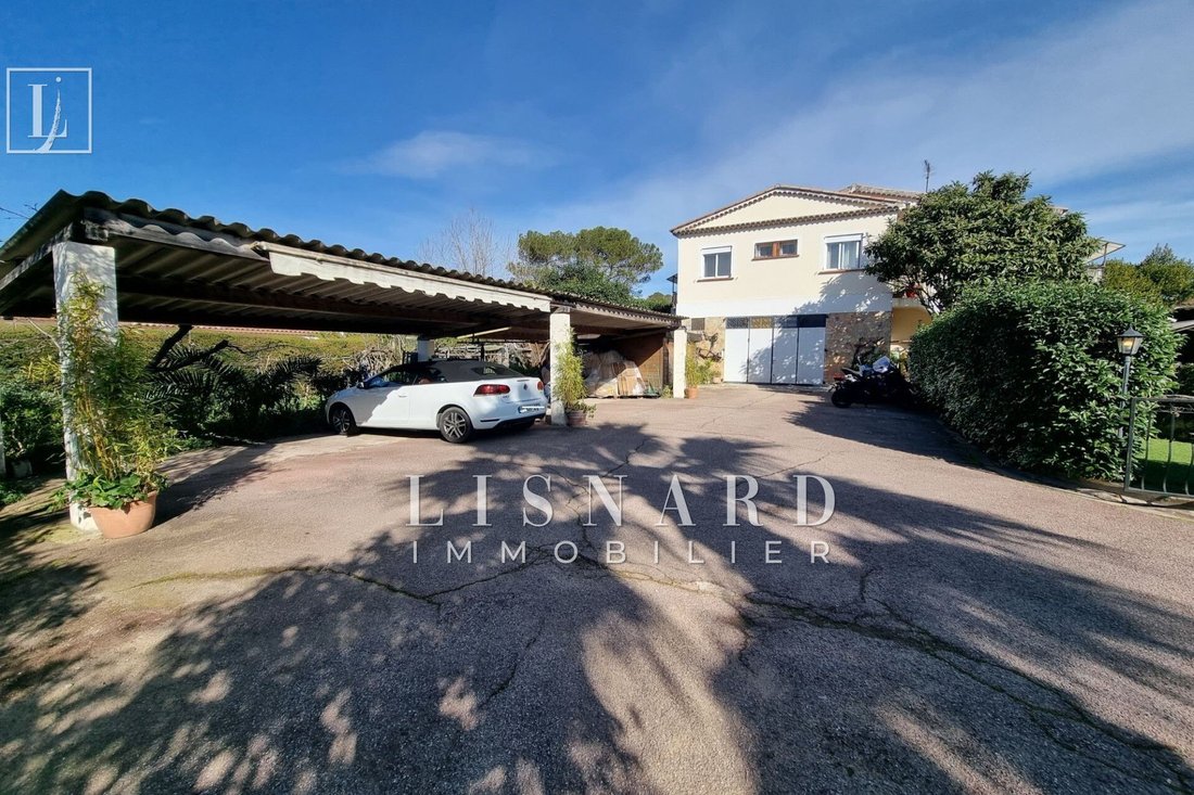 Villa in Mougins, Provence-Alpes-Côte d'Azur, France 2 - 15618909