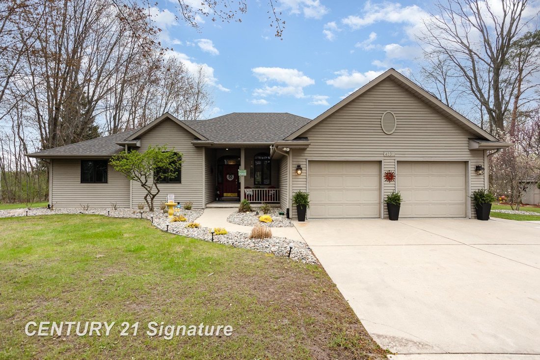 House in Midland, Michigan, United States 5 - 15622027