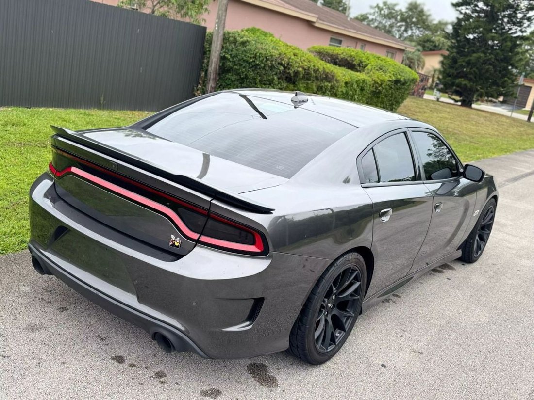 Sedan in West Park, FL, United States 5 - 15621779