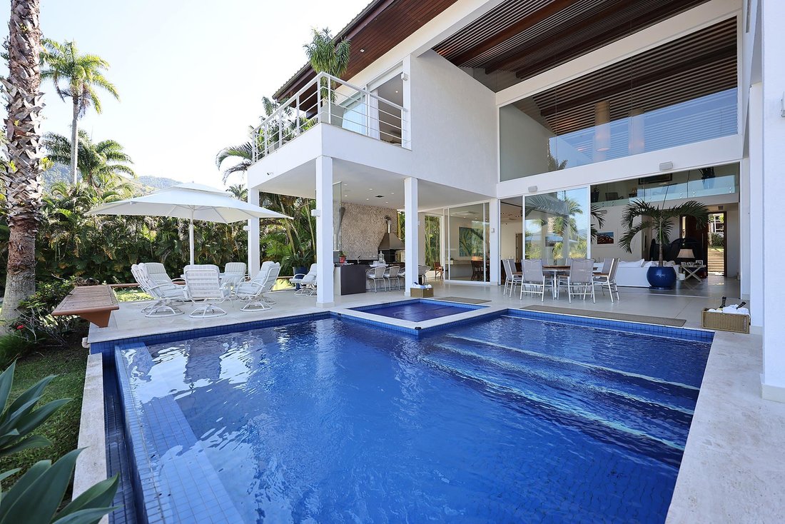 House in Cantagalo, State of Rio de Janeiro, Brazil 1 - 14445059