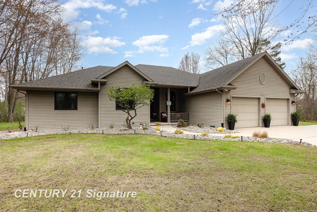 House in Midland, Michigan, United States 4 - 15622027