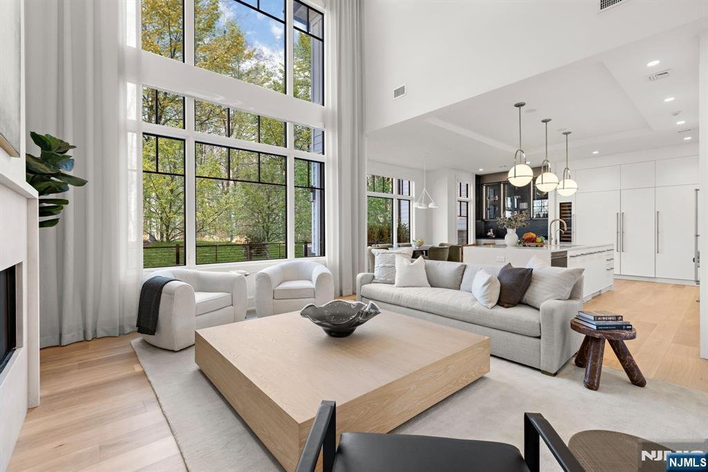 House in Dumont, New Jersey, United States 2 - 15623543