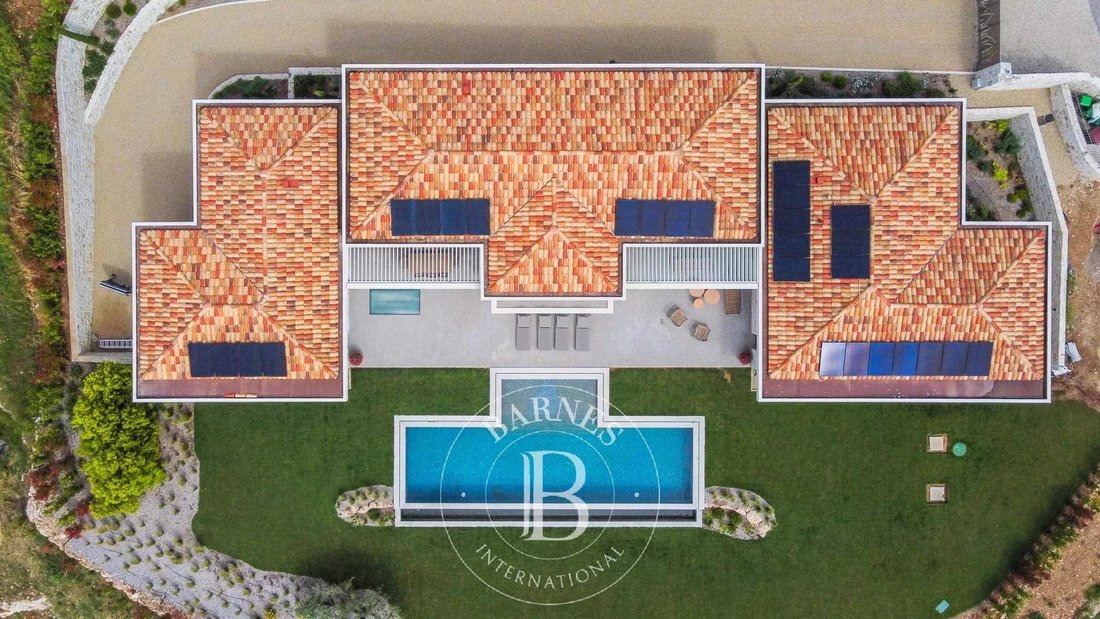 Villa in Nord, Roquefort-les-Pins, France 4 - 15482102