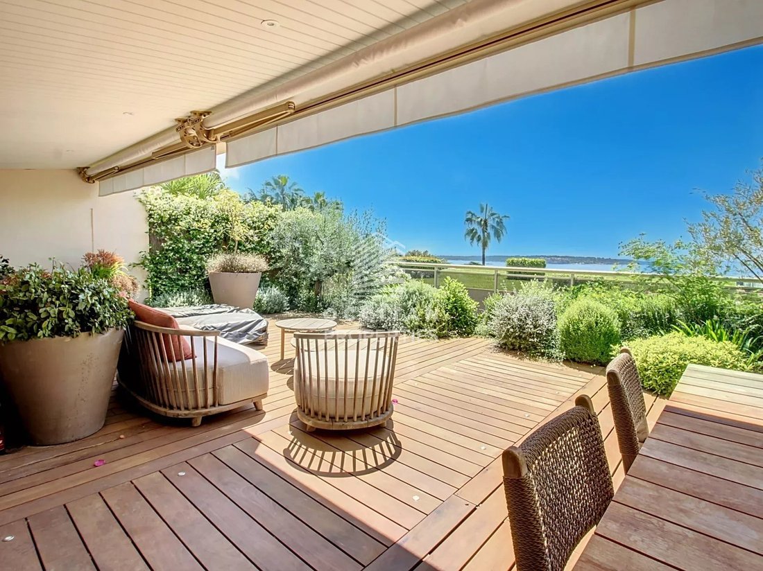 Apartment in Cannes, Provence-Alpes-Côte d'Azur, France 1 - 15322338