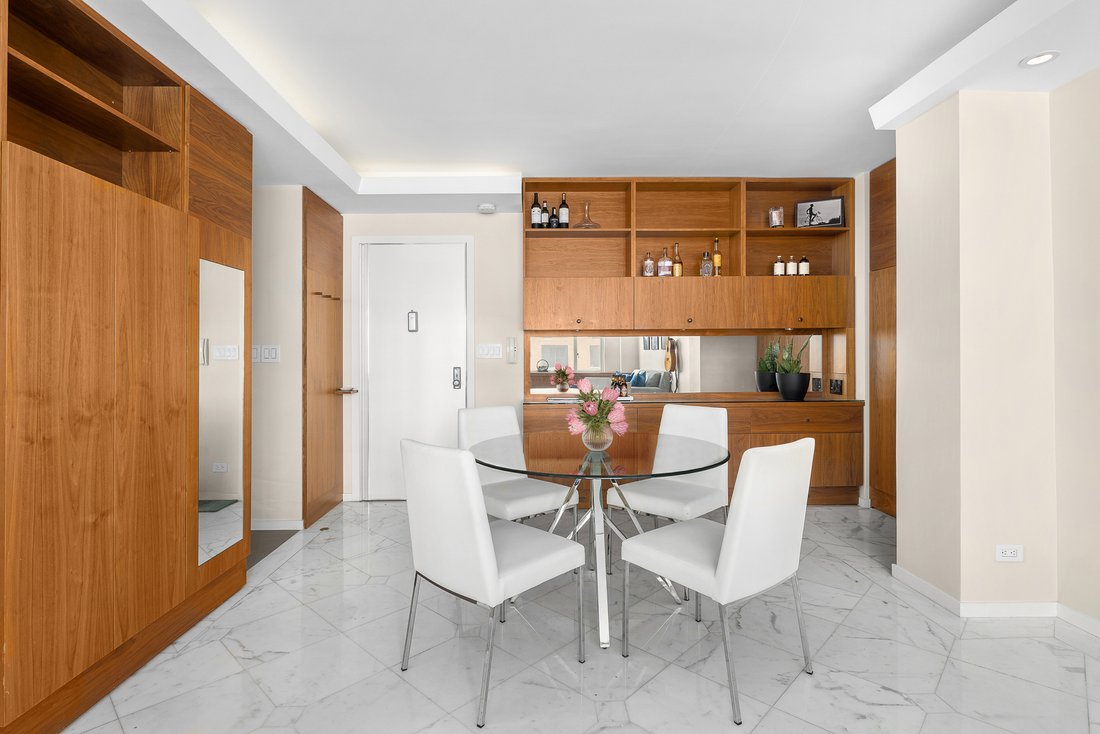 Co Op in New York, New York, United States 3 - 13227538