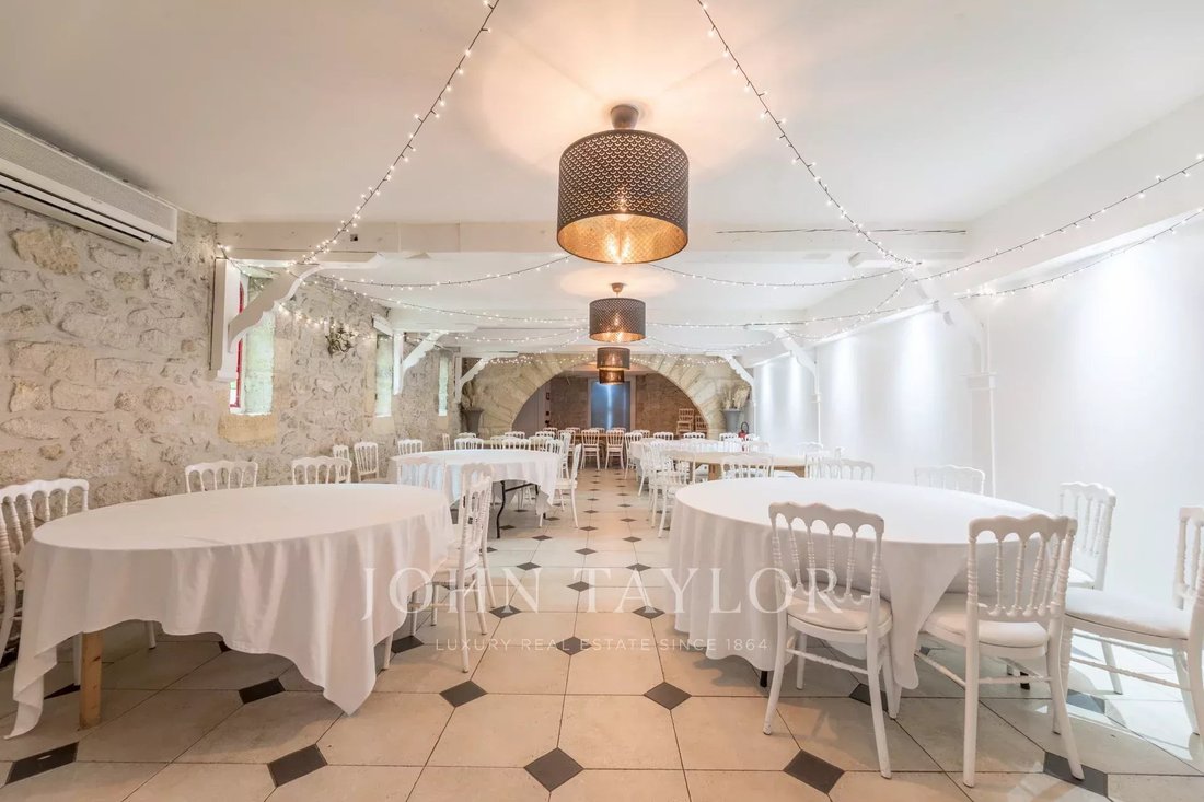 House in Grand Parc-Chartrons-Paul Doumer, Bordeaux, France 4 - 15625263