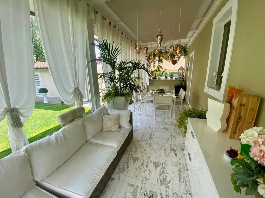 Villa in Area Monte San Quirico - Sant'Alessio, Lucca, Tuscany 1 - 15624940