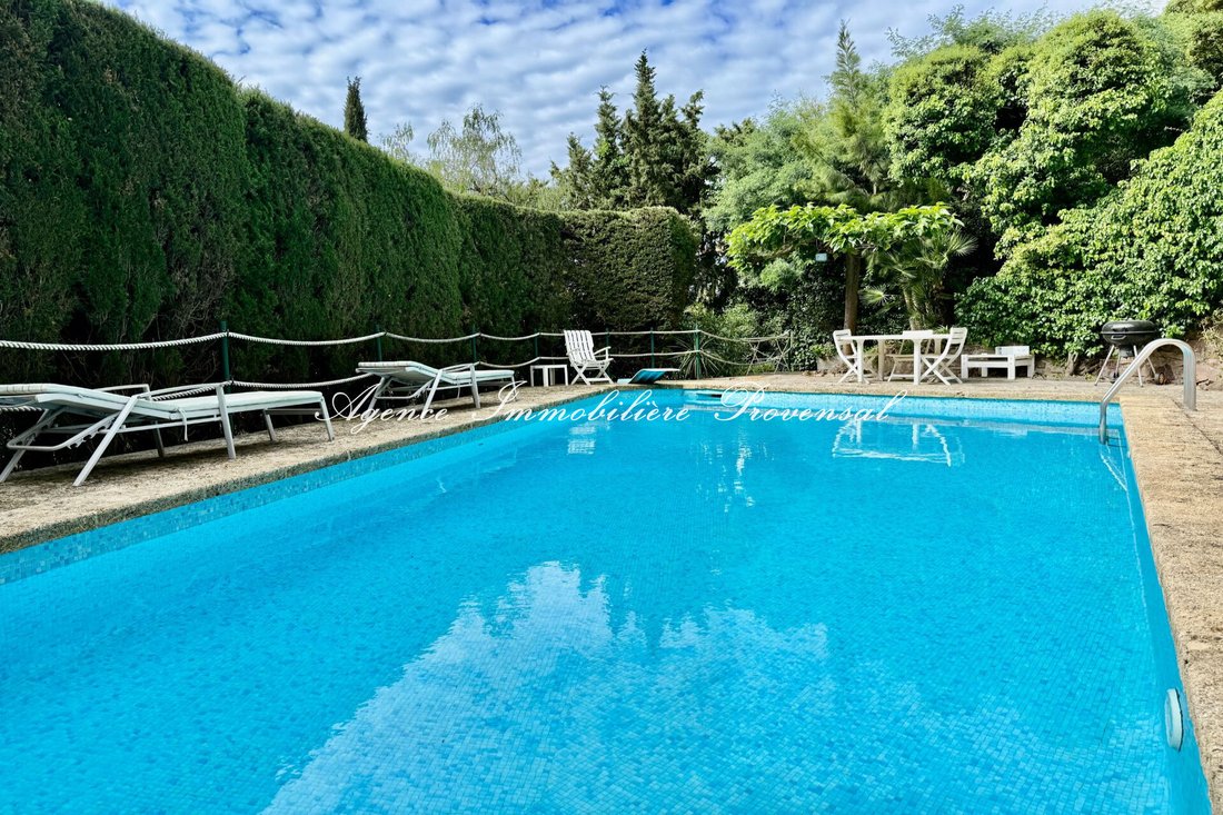 Villa in Ville-Les Saquedes-Le Bouillonnet, Sainte-Maxime, France 5 - 15626723