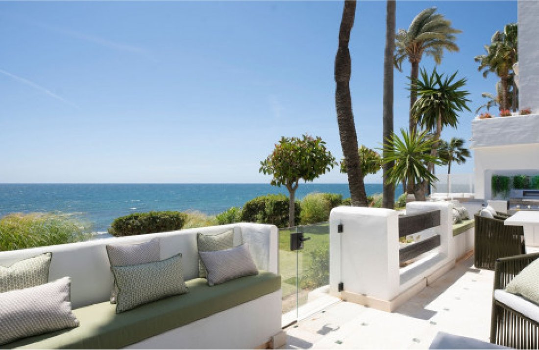 Villa in Golden Mile, Andalusia, Spain 1 - 15625261