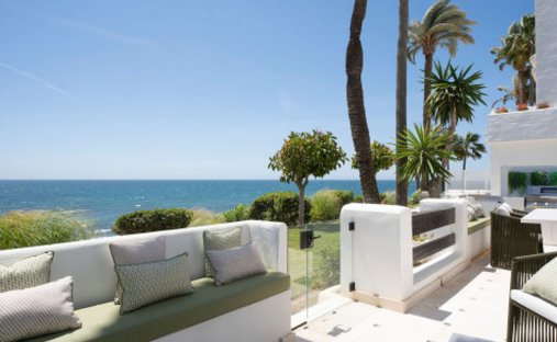 Villa in Golden Mile, Andalusia, Spain 1