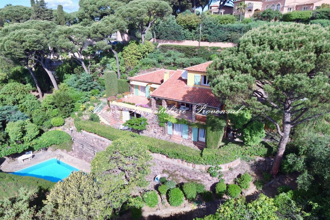 Villa in Ville-Les Saquedes-Le Bouillonnet, Sainte-Maxime, France 4 - 15626723