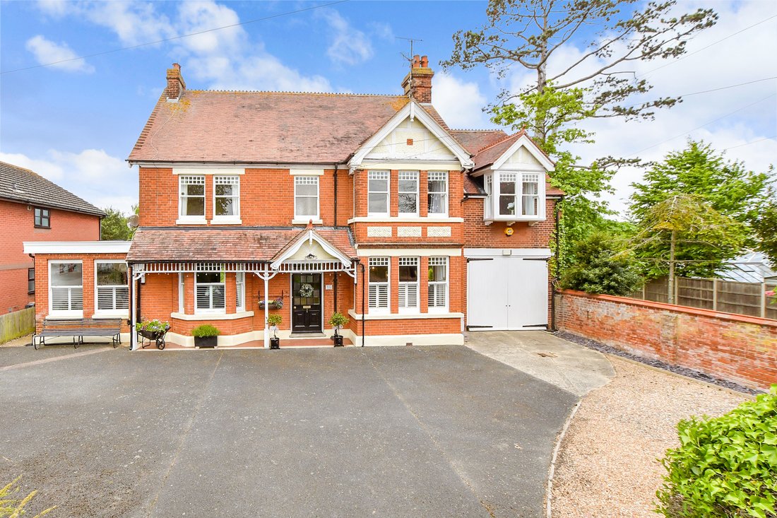 House in Broomfield, Canterbury, England 1 - 15624928