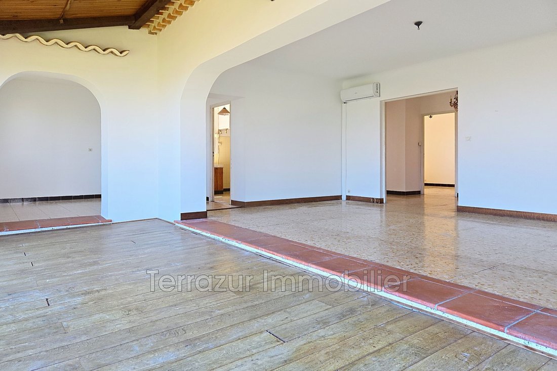 Villa in Gabelle-Courcettes-Les Clos, Vallauris, France 5 - 15620087