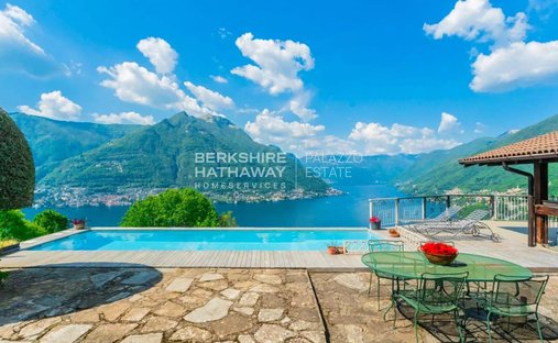 Villa in Faggeto Lario, Lombardy, Italy 1