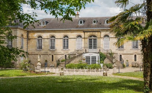 House in Bordeaux, Nouvelle-Aquitaine, France 1