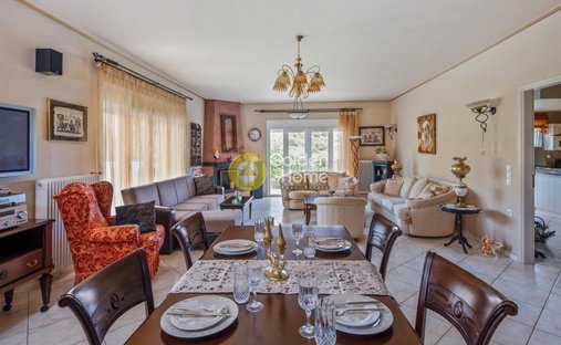 House in Penteli, Attica, Greece 1