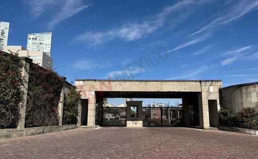 Land in Naucalpan de Juárez, State of Mexico, Mexico 1