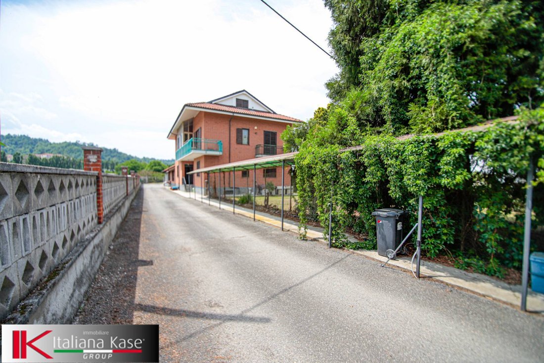 House in Castiglione Torinese, Piedmont, Italy 4 - 15625320