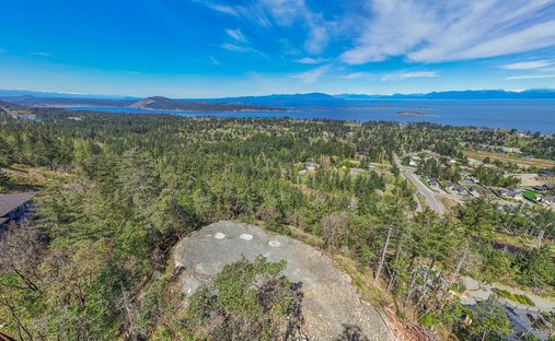 Land with garden for sale in Lantzville - 507x312xc 