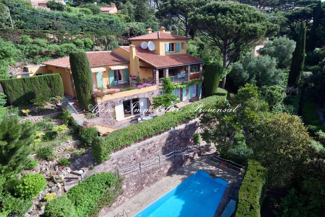 Villa in Ville-Les Saquedes-Le Bouillonnet, Sainte-Maxime, France 2 - 15626723